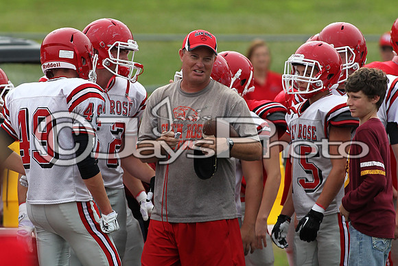 Glen Rose towel game (preseason football red-white game) 5-28-2015 (©Justin Manning) JWM_0032