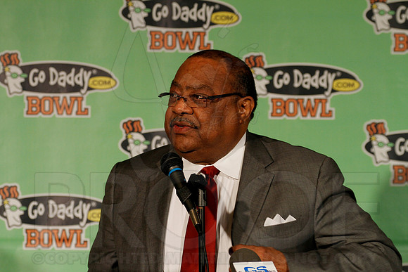 Go Daddy Press Conference & Reception 1-2-12 (Justin Manning)0011