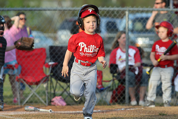 Phillies vs. Bomb Squad 4-10-14 4-10-2014 (© Justin Manning) JWM_0243