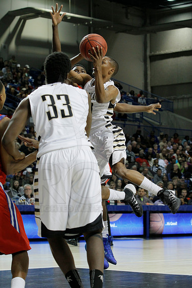 Jonesboro vs. Little Rock Parkview 6A State Boys State Finals 3-15-2014 (© Justin Manning) JWM_0151