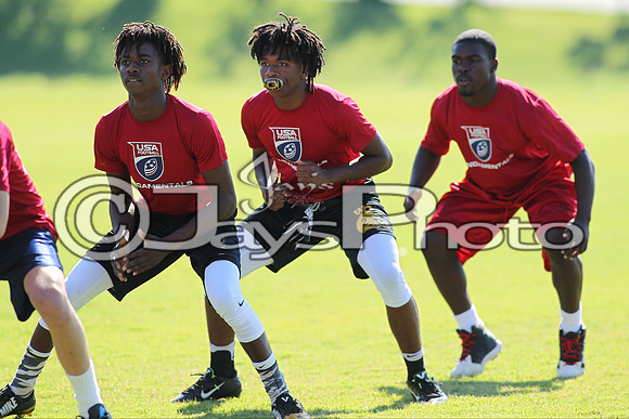Tyrell Johnson Football Camp 6-10-17_JWM00195