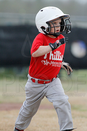 Phillies vs. Razorbacks 5-6 year old baseball 4-3-2014 (© Justin Manning) JWM_0150