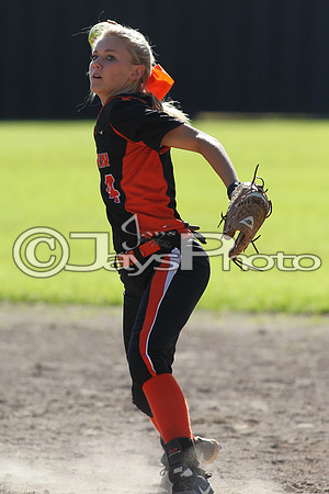 Nashville @ Malvern Softball 4-20-2015 (©Justin Manning) JWM_0114
