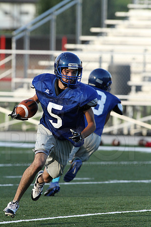 Harmony Grove Football Team Camp (Practice) 7-15-2014 (©Justin Manning) JWM_283
