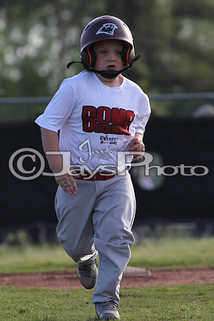 Bomb Squad vs Tigers 6-7 year old (Pitching Machine) 4-27-2015 (©Justin Manning) JWM_0169