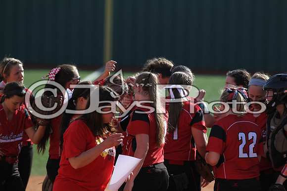 Harmony Grove @ Benton softball 4-16-2015 (©Justin Manning) JWM_0145