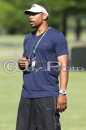 Tyrell Johnson Football Camp 6-10-17_JWM00029