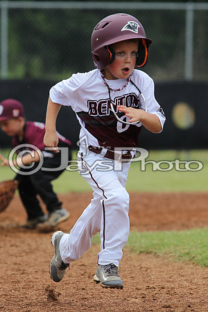 Benton (Cobb) vs. Benton 5-6 year old All-Stars 6-14-2015 (©Justin Manning) JWM_0034