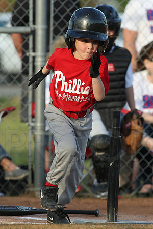 Phillies vs. Bomb Squad 4-10-14 4-10-2014 (© Justin Manning) JWM_0142