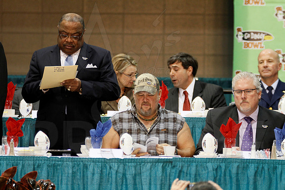 Go Daddy Press Conference (Larry the Cable Guy) & Mayor Luncheon 1-4-13 (Justin Manning)0220