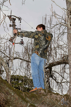 Austin Hicks senior pictures 12-29-13 (�Justin Manning) (�Justin Manning) (�Justin Manning) JWM_0078