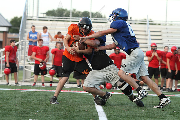 Harmony Grove Football Team Camp (Practice) 7-15-2014 (©Justin Manning) JWM_370