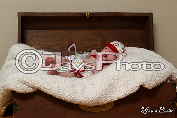Jonathan Keston Ray newborn pictures 3-30-2015 (©Justin Manning) JWM_0029-2