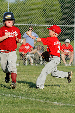 Phillies vs. Razorbacks 5-6 year old baseball 6-3-2014 (© Justin Manning) JWM_0144