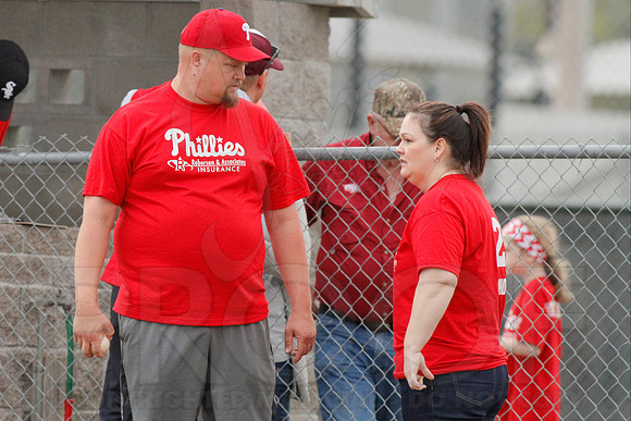 Phillies vs. Razorbacks 5-6 year old baseball 4-3-2014 (© Justin Manning) JWM_0070