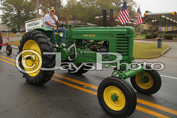 East End Parade 11-4-17_JWM0121