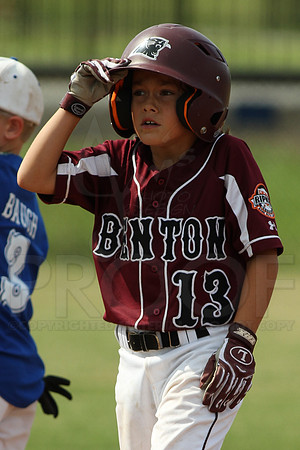 Benton-Midkiff vs. Bryant-Griffin 8 year old (Cal Ripken) 7-20-2014 (©Justin Manning) JWM_153