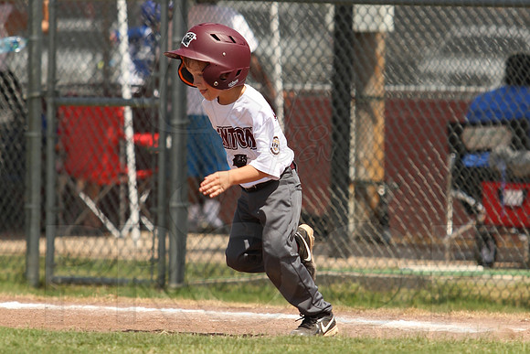 Benton vs. Mountain Home 5-6 year old All Stars 7-12-2014 (©Justin Manning) JWM_024