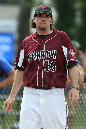Benton-Midkiff vs. Bryant-Griffin 8 year old (Cal Ripken) 7-20-2014 (©Justin Manning) JWM_042