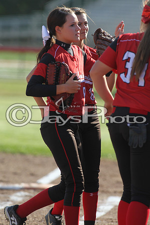 Bauxite @ Harmony Grove softball 4-21-2015 (©Justin Manning) JWM_0346