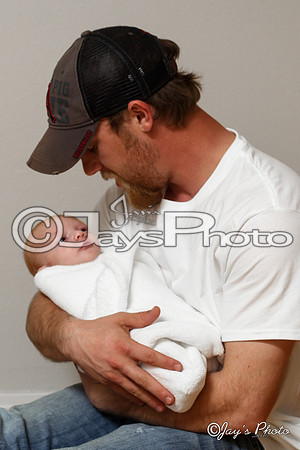 Jonathan Keston Ray newborn pictures 3-30-2015 (©Justin Manning) JWM_0090