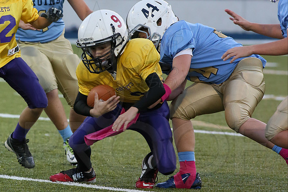 Catholic @ Pulaski Academy (Peewee) 10-14-2014 (©Justin Manning) JWM_0047