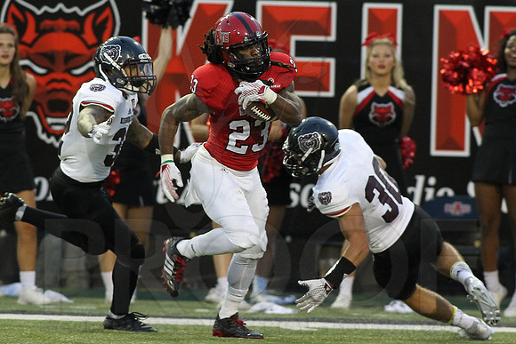 Missouri State @ Arkansas State 9-19-2015 (©Justin Manning) JWM_0884