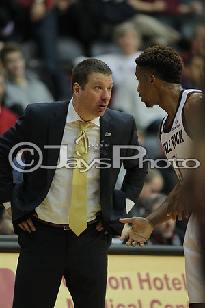 Louisiana Lafayette @ Arkansas-Little Rock Men's Basketball 1-7-2016 (©Justin Manning) JWM_0426