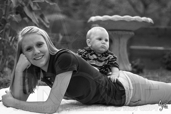 Madison & Kaleb Jacobs 7-7-12 (Justin Manning)137-2