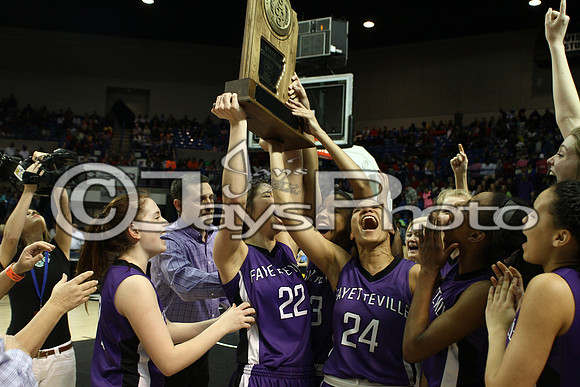 Conway vs. Fayetteville 7A Girls State Finals 3-14-2015 (©Justin Manning) JWM_155