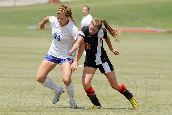 4A State Soccer Finals Maumelle vs. Valley View 5-24-2014 (© Justin Manning) JWM_0140