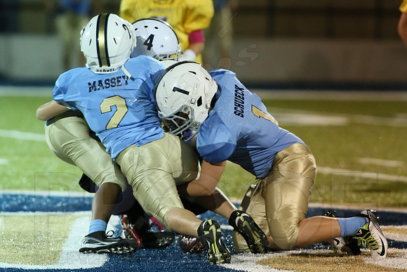 Catholic @ Pulaski Academy (Peewee) 10-14-2014 (©Justin Manning) JWM_0154