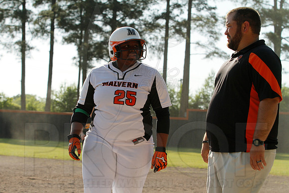 Ouachita @ Malvern Softball 5-6-2014 (© Justin Manning) JWM_0279