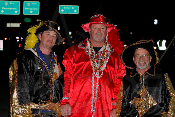 GoDaddy Bowl Mardi Gras Parade (©Justin Manning) JWM_0221