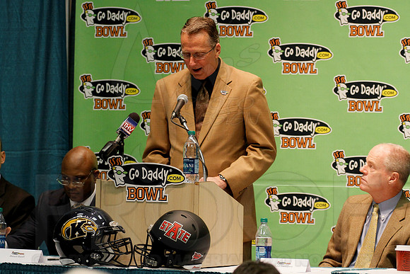 Go Daddy Press Conference (Larry the Cable Guy) & Mayor Luncheon 1-4-13 (Justin Manning)0051