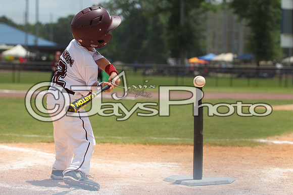 Benton (Cobb) vs. Benton (Jackson) Cal Ripken t-ball All-Stars 7-11-2015 (©Justin Manning) JWM_0156