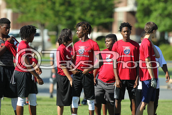 Tyrell Johnson Football Camp 6-10-17_JWM00016