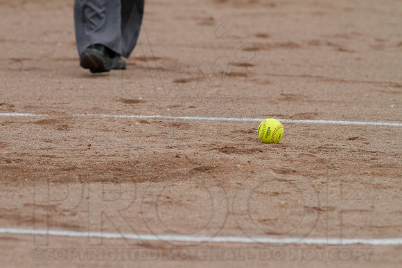 Harmony Grove @ Glen Rose softball 3-31-2014 (© Justin Manning) JWM_0076