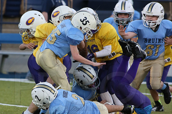 Catholic @ Pulaski Academy (Peewee) 10-14-2014 (©Justin Manning) JWM_0033