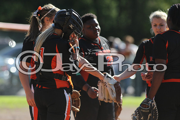 Nashville @ Malvern Softball 4-20-2015 (©Justin Manning) JWM_0130