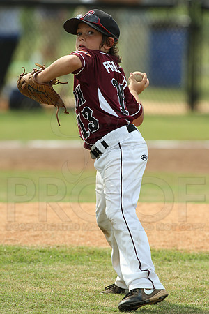 Benton-Midkiff vs. Bryant-Griffin 8 year old (Cal Ripken) 7-20-2014 (©Justin Manning) JWM_074