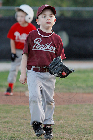 Phillies vs. Panthers 5-6 year old 5-6-2014 (© Justin Manning) JWM_0084
