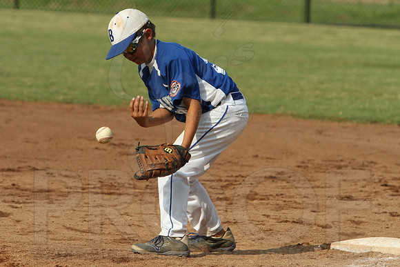 Benton-Midkiff vs. Bryant-Griffin 8 year old (Cal Ripken) 7-20-2014 (©Justin Manning) JWM_351