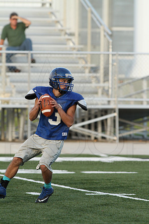 Harmony Grove Football Team Camp (Practice) 7-15-2014 (©Justin Manning) JWM_294