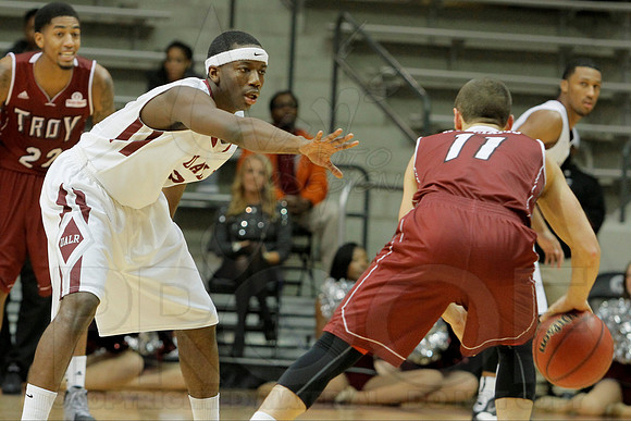 UALR vs. Troy Men's Basketball 1-11-14 (©Justin Manning) JWM_0450