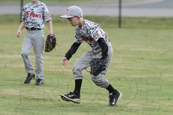 Benton vs. Madison County 8 year olds (Pastiche magazine) 7-18-2014 (©Justin Manning) JWM_011