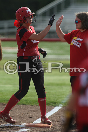 Bauxite @ Harmony Grove softball 4-21-2015 (©Justin Manning) JWM_0111