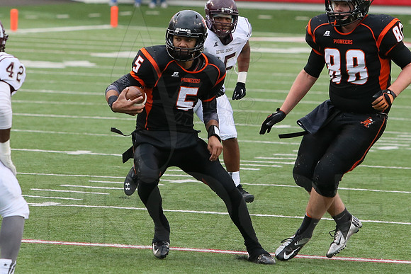 Batesville vs. Morrilton 12-14-13 (©Justin Manning) JWM_0416