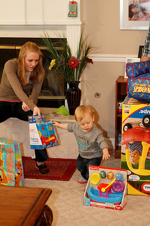 Kaleb's 1st birthday party 10-21-12 (Justin Manning)0017