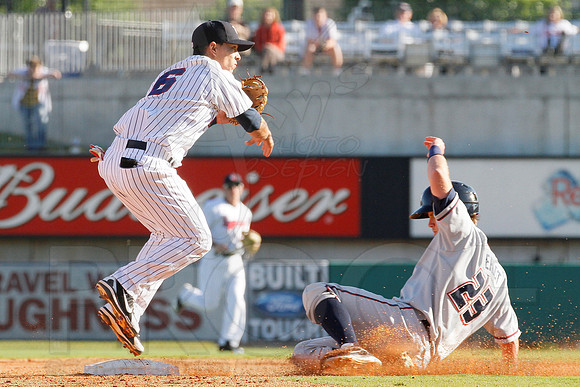 NW Arkansas Naturals @ Arkansas Travelers 4-21-12(Justin Manning)143